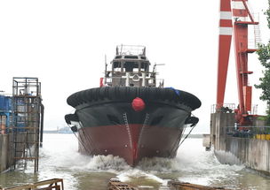 創(chuàng)新工藝顯神威，鎮(zhèn)江船廠3676kw全回轉(zhuǎn)拖船成功采用氣囊下水